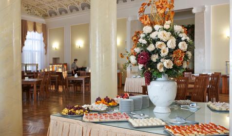 Шведский стол. Клинический санаторий Металлург, г. Сочи