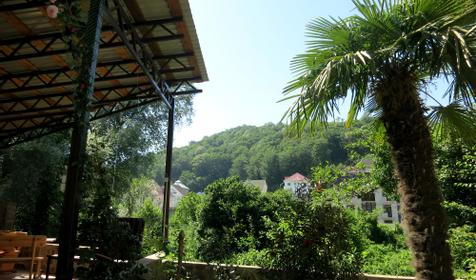 Гостевой дом Добрый кит, пос. Нижняя Хобза