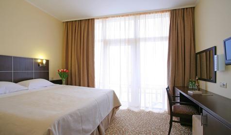 Номер первой категории. Круиз KOMPASS HOTEL, г. Геленджик