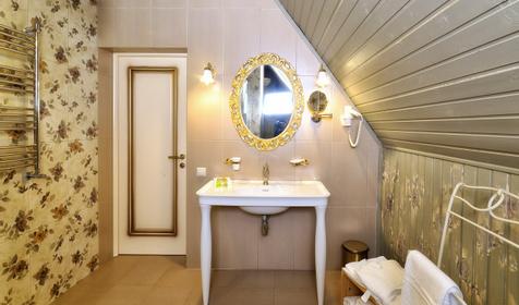 Люкс. Гостевой дом KamInn, г. Новороссийск, п. Цемдолина