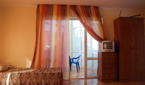 Трех-четырехместный люкс. Отель Боцман, Архипо-Осиповка