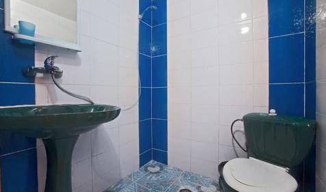 Двухкомнатный пятиместный (с балконом). Гостиница Адмирал, г. Сочи, Лазаревский район, п. Лазаревское