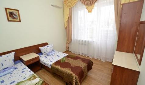 Апартаменты двухкомнатные с кухней. Гостевой дом Легенда, г. Анапа