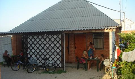 Эконом. Гостинный дворик, Ейский район, ст. Должанская