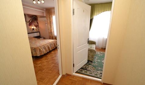 Двухкомнатный люкс. Отель Якорь 1, г. Анапа