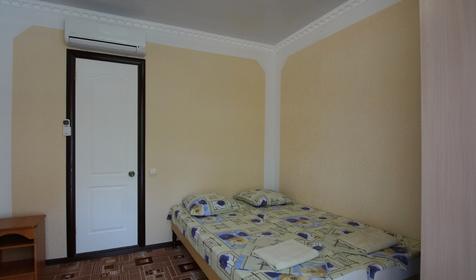 Двухместный с балконом. Частная гостиница Атлант, пос. Кабардинка