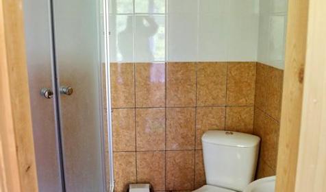 Малый дом. Гостевой дом Домик у реки, пос. Каменномостский