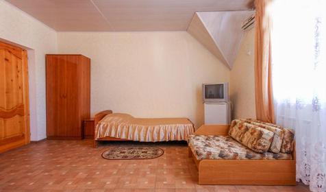 Трехместный номер. Гостиница Марта, Адлерский район