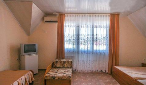 Трехместный номер. Гостиница Марта, Адлерский район