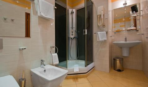 Люкс double улучшенный. Гостиница Юг, г. Краснодар