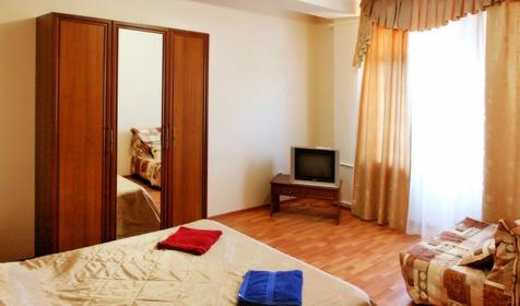 Трехместный номер. Гостиница Исидор, г. Анапа, п. Витязево