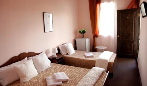 Трехместный стандарт. Гостевой дом Адажио, пос. Архипо-Осиповка