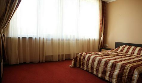 Трехместный двухкомнатный. Отель "Паланга", г. Анапа