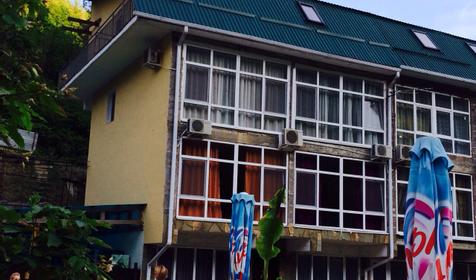 Коттедж "Свирская прохлада", г. Сочи, п. Лазаревское.