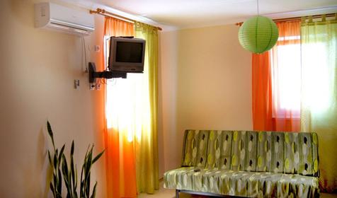 Полулюкс. Гостевой дом Голубая бухта, г. Геленджик.