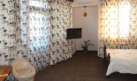 Полулюкс. Гостевой дом Маленький Париж, г. Краснодар