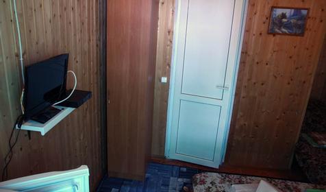 ГТрехместный. остевой дом ВЯЗ, Темрюкский р-н, п. Кучугуры.