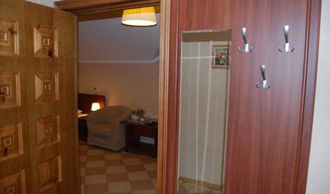 Двухкомнатный люкс с открытой верандой. Мини-отель "Горная долина", г. Геленджик.