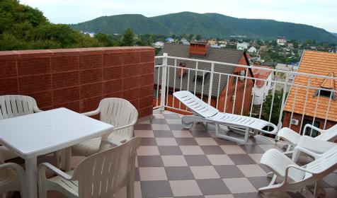 Двухкомнатный люкс с открытой верандой. Мини-отель "Горная долина", г. Геленджик.