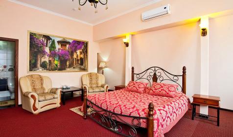 Полулюкс улучшенный. Гостевой дом Маленький Париж, г. Краснодар