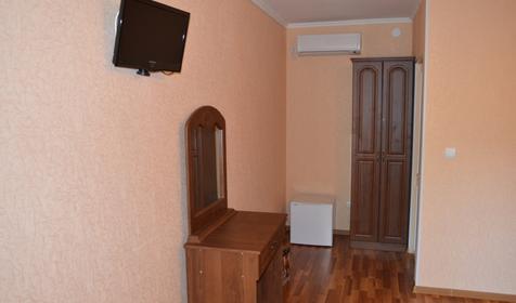 Трехместный комфорт. Гостиница Олеся, Туапсинский район, п. Дедеркой