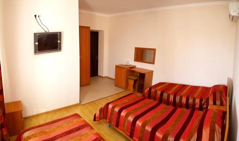 Стандарт трехместный. Гостевой дом Арго, Геленджик