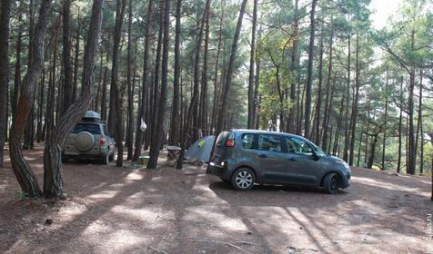 Автокемпинг "Голубая бездна". п. Дивноморское, 3-й километр на Джанхот