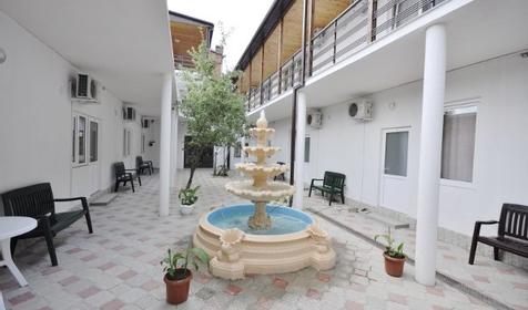 Гостевой дом "Голливуд". г. Геленджик