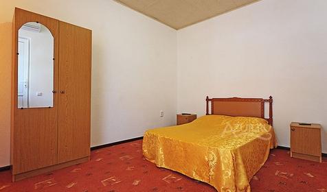 Стандарт двухместный. Гостевой дом "Голливуд". г. Геленджик