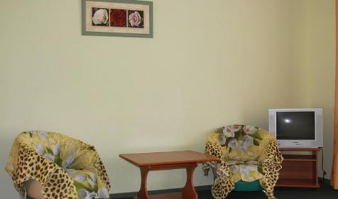 Трехместный с балконом. Гостевой дом Семейный, г. Геленджик, мкр. Голубая бухта