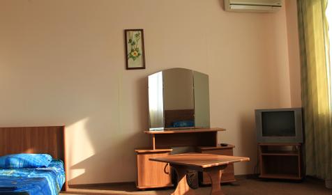 Четырехместный с балконом. Гостевой дом Семейный, г. Геленджик, мкр. Голубая бухта