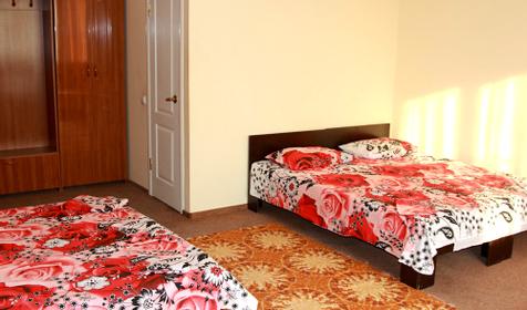 Пятиместный с балконом. Гостевой дом Семейный, г. Геленджик, мкр. Голубая бухта