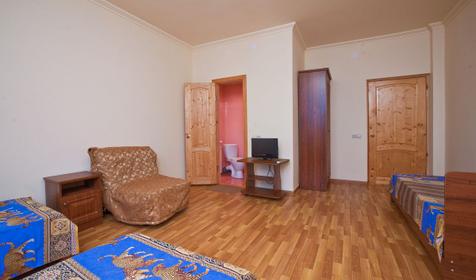 Четырехместный с удобствами. Частный дом Тимур, г. Туапсе