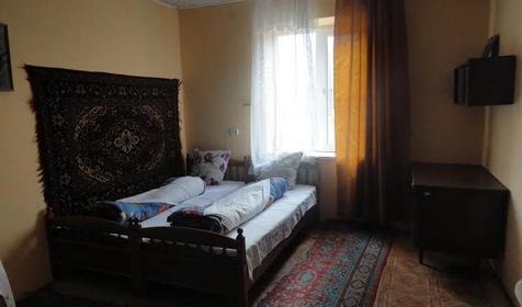 Номер. Туристская база Крымская поляна, Северский район