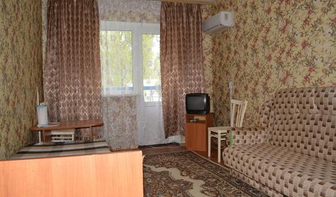 Трехместный. База отдыха Голубая лагуна, г. Ейск