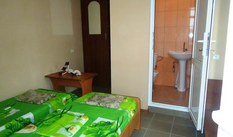 Двухместный люкс. Гостевой дом "У Ларисы", п. Лоо