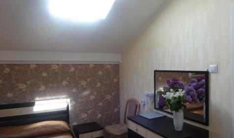 Апартаменты. Отель Континент, г. Анапа