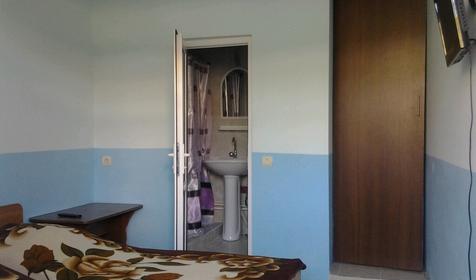 Двухместный люкс. Гостевой дом "У Ларисы", п. Лоо