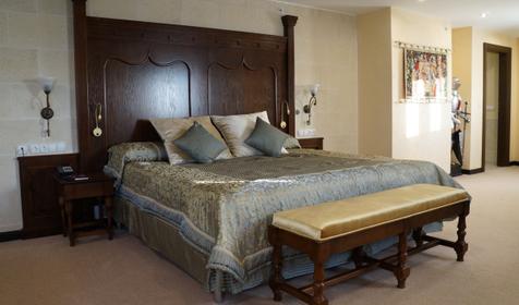 Люкс короля. Гостиничный комплекс Богатырь, г. Сочи. Адлерский район