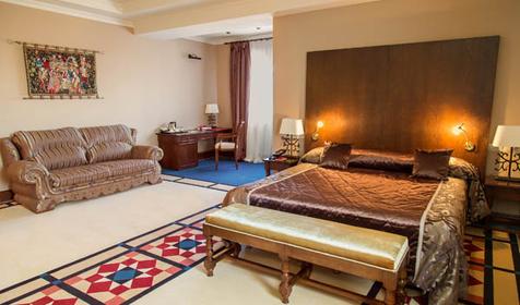 Люкс королевы. Гостиничный комплекс Богатырь, г. Сочи, Адлерский район