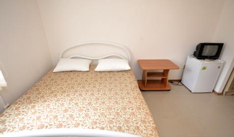 Трехместный. Гостевой дом Баден-Баден, г. Геленджик, пос. Дивноморское