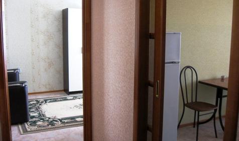 Двухкомнатная квартира по ул. Октябрьская, г. Ейск