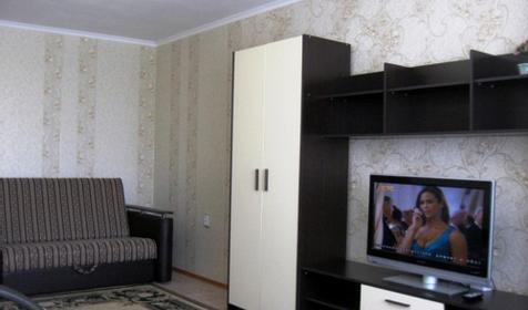 Двухкомнатная квартира по ул. Октябрьская, г. Ейск