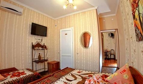 Семейный №3, 8. Гостевой дом Абсолют, г. Геленджик