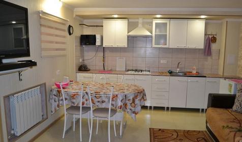 Двухкомнатный с кухней, Гостевой дом Абсолют, г. Геленджик