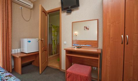 Трехместный стандарт без балкона. Гостевой дом Фантазия, Туапсинский район, п. Агой