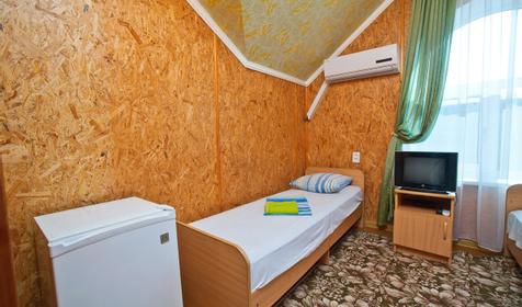 Двухместный с удобствами на этаже. Гостевой дом Санта-Барбара, п. Джубга