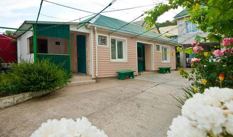 Частный дом Антей, Небуг