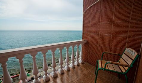 Балкон. Двухместный люкс с видом на море, категория №1. Эллинг Дольче Вита, п. Лоо