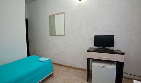 Двухместный люкс с видом на горы, категория №2. Трехместный номер. Эллинг Дольче Вита, п. Лоо